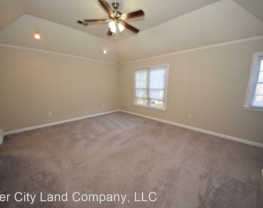 344 Locust Grove Dr - Photo Thumbnail 24