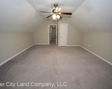 344 Locust Grove Dr - Photo Thumbnail 15