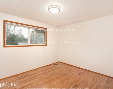 11637 Sw Bowmont Street - Photo Thumbnail 16