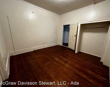 925 E 9th, Apt. A - Photo Thumbnail 2