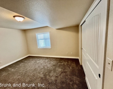 6238 Cumbre Vista Way - Photo Thumbnail 26