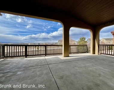 6238 Cumbre Vista Way - Photo Thumbnail 31