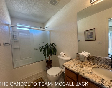 17730 Live Oak Ct - Photo Thumbnail 2