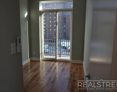 115 Park Ave - Photo Thumbnail 9