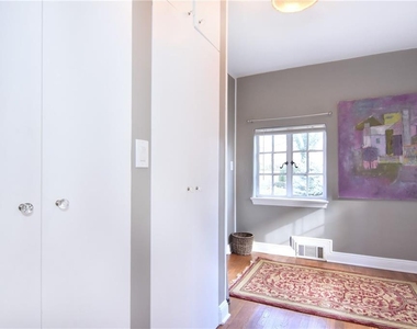 566 N Columbus Avenue - Photo Thumbnail 24