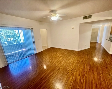 5655 E Sahara Avenue - Photo Thumbnail 5