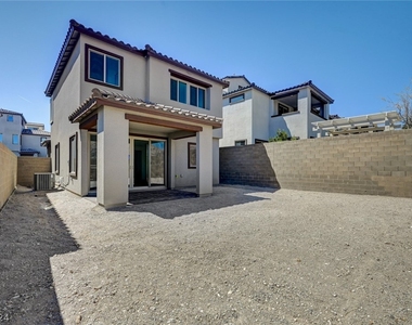 11524 Desert Hollow Avenue - Photo Thumbnail 38