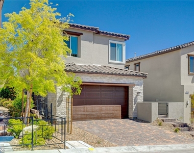 11524 Desert Hollow Avenue - Photo Thumbnail 2