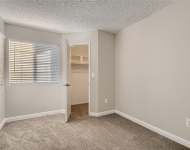 4048 Compass Rose Way - Photo Thumbnail 18