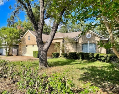 2610 Little Elm Trl - Photo Thumbnail 2