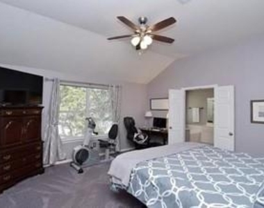 2056 Kimbrook Dr - Photo Thumbnail 9