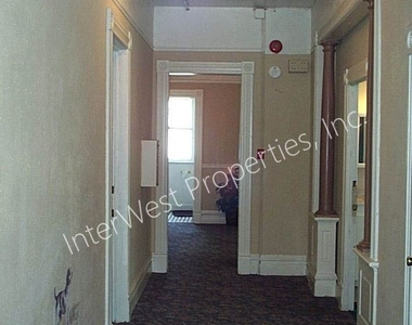 Anthony Apts 2257 Nw Hoyt St. - Photo Thumbnail 5