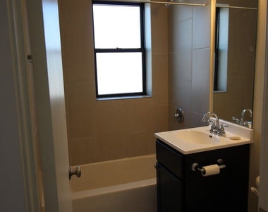 3121 W Lawrence Ave #2 - Photo Thumbnail 4