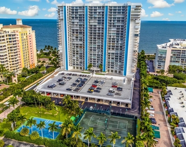 881 Ocean Dr - Photo Thumbnail 14