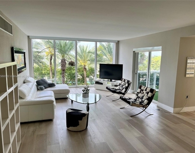 10275 Collins Ave - Photo Thumbnail 1