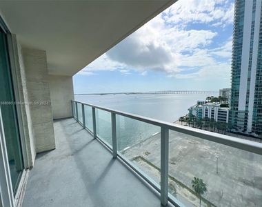 1155 Brickell Bay Dr - Photo Thumbnail 13