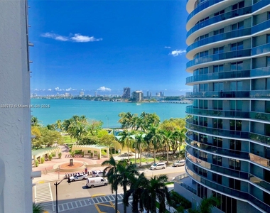 1800 N Bayshore Dr - Photo Thumbnail 1