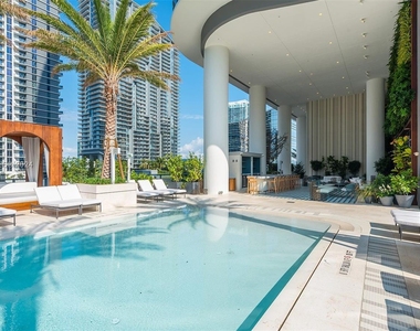 801 S Miami Ave - Photo Thumbnail 48