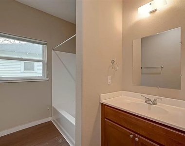 3804 Lelia Street - Photo Thumbnail 9