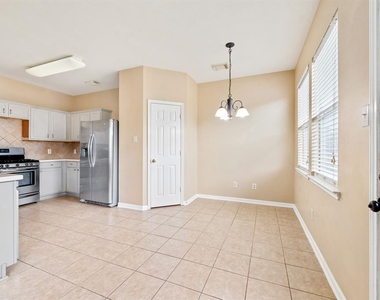 7451 Riven Oaks Court - Photo Thumbnail 21