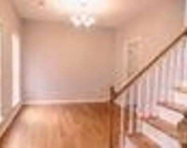 9307 Hanworth Trace Drive - Photo Thumbnail 10