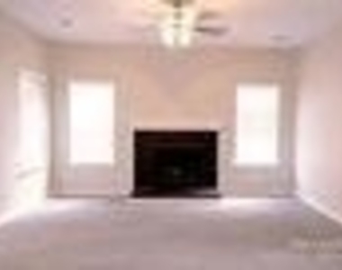 9307 Hanworth Trace Drive - Photo Thumbnail 8