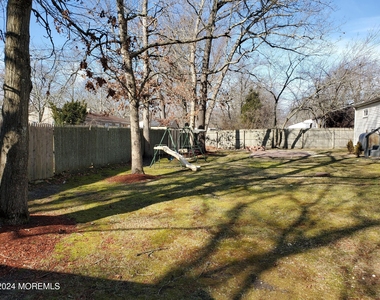 2627 Ridgeway Road - Photo Thumbnail 13