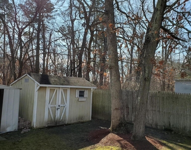 2627 Ridgeway Road - Photo Thumbnail 12