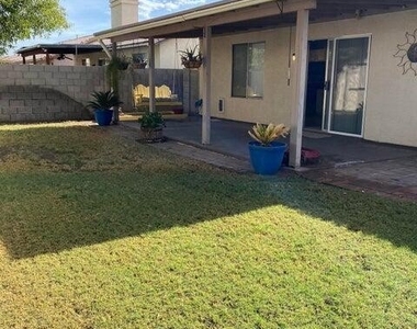 440 E Del Rio Street - Photo Thumbnail 15