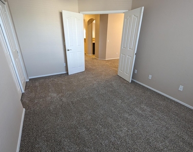 6216 S Opal Drive - Photo Thumbnail 16