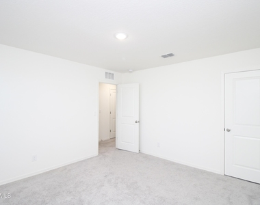 35380 W Santa Clara Avenue - Photo Thumbnail 6