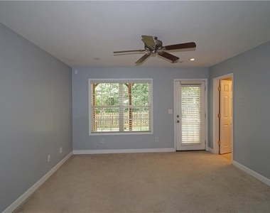 2902 Ashlyn Drive - Photo Thumbnail 16