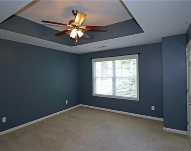 2902 Ashlyn Drive - Photo Thumbnail 15