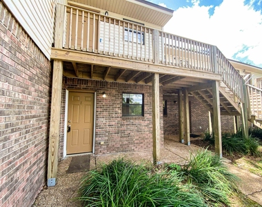 1104 Green Tree Court - Photo Thumbnail 1