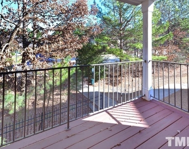 852 Queen City Crescent - Photo Thumbnail 23