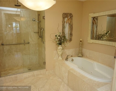 4444 El Mar Dr - Photo Thumbnail 20