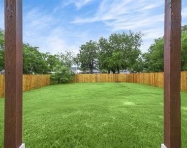 1108 E Chaffin Street - Photo Thumbnail 18