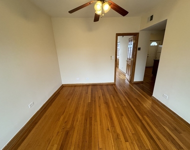 4611 N Spaulding Avenue - Photo Thumbnail 3