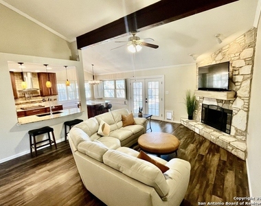 8235 Sherri Oaks - Photo Thumbnail 6