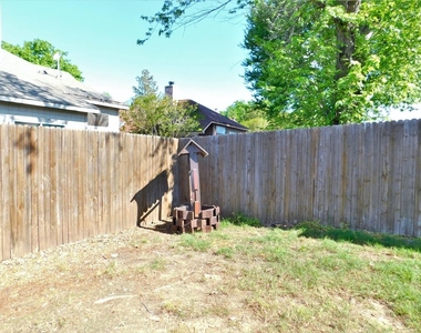 1139 Seneca Place - Photo Thumbnail 27