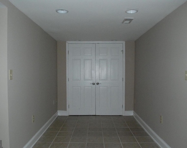 5511 Greentree Road - Photo Thumbnail 21