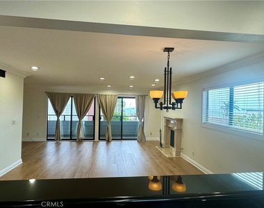 401 Camino De Las Colinas - Photo Thumbnail 13