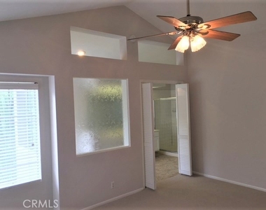 26252 Carmel Street - Photo Thumbnail 10