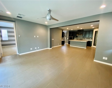 451 Astillero Street - Photo Thumbnail 11