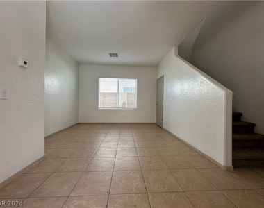 8069 Celina Hills Street - Photo Thumbnail 2