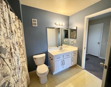 7310 Westpointe Boulevard - Photo Thumbnail 7