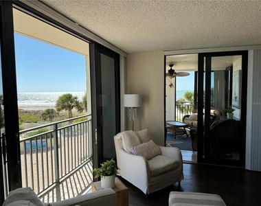 1390 Gulf Boulevard - Photo Thumbnail 11