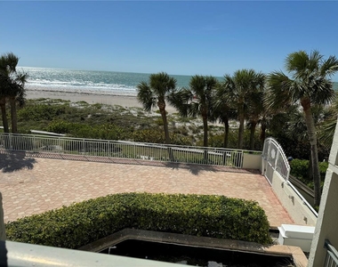 1390 Gulf Boulevard - Photo Thumbnail 6