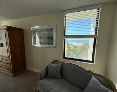 1390 Gulf Boulevard - Photo Thumbnail 27