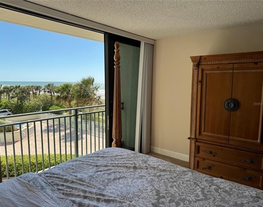 1390 Gulf Boulevard - Photo Thumbnail 15